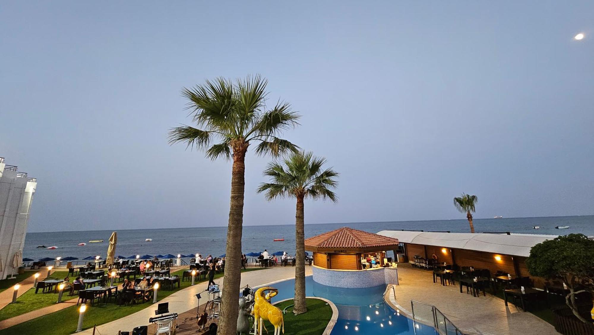 Mimoza Beach Hotel Agios Sergios Extérieur photo