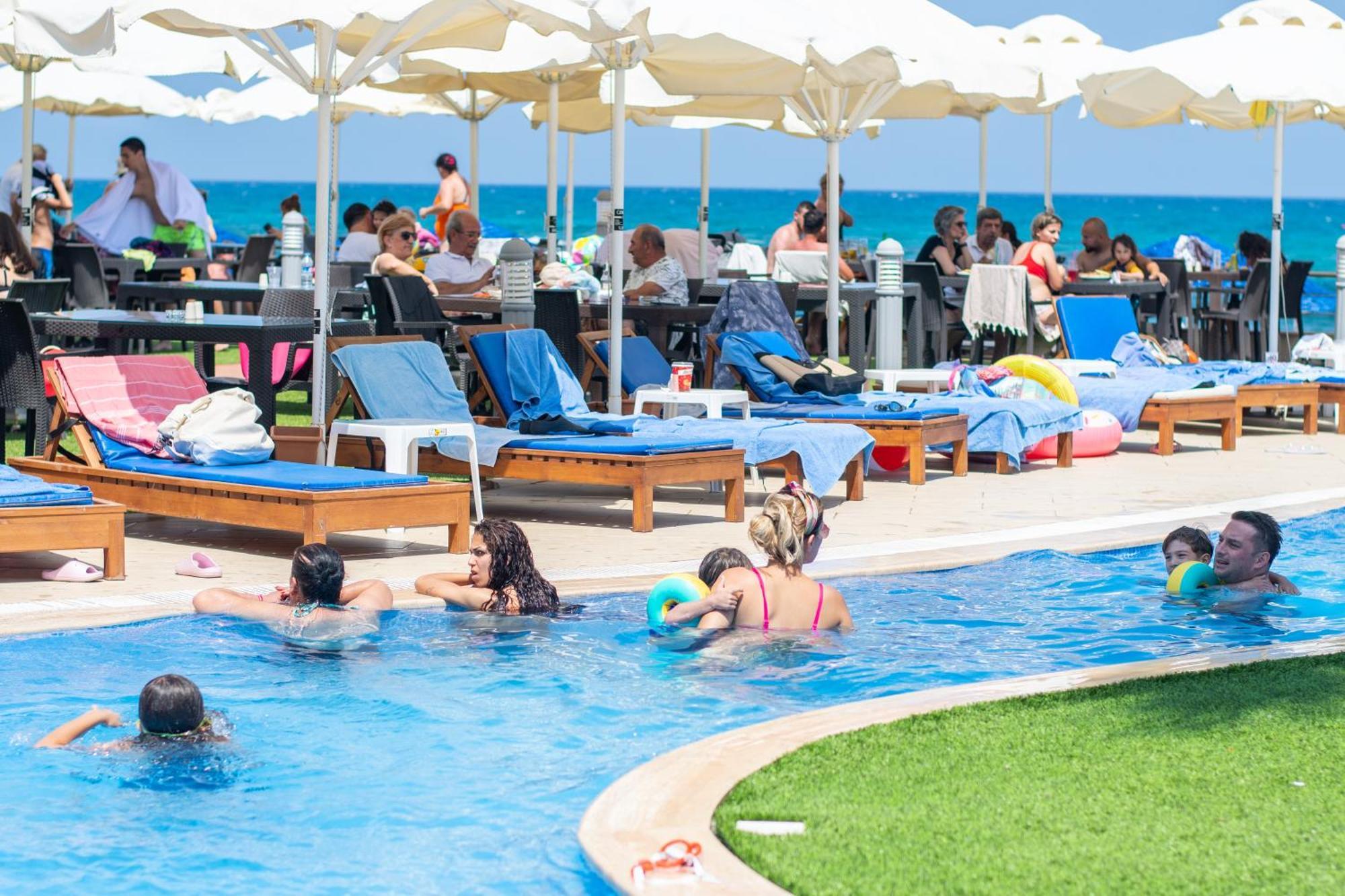 Mimoza Beach Hotel Agios Sergios Extérieur photo